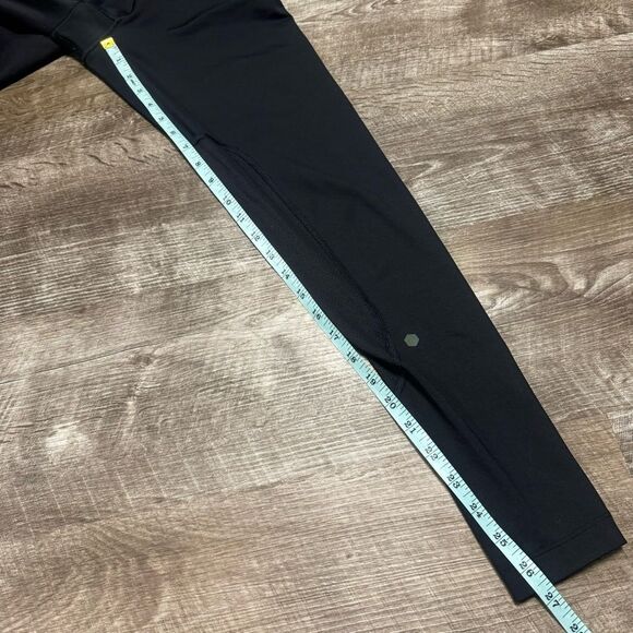 Under Armour Celliant Leggings Size Medium - Picture 6 of 8